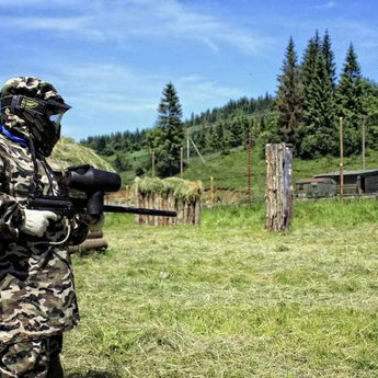 Active leisure in the Carpathians - Paintball