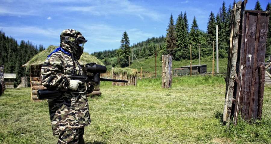 Active leisure in the Carpathians - Paintball