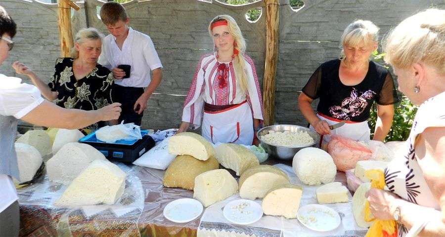 Festival of cheese in Rahov 
