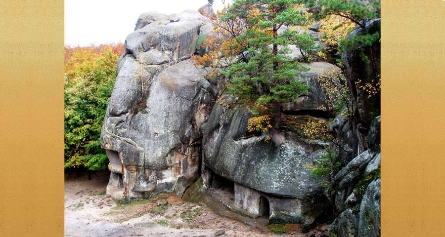 Скелі Довбуша