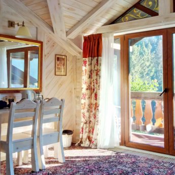 Suites in the cottage near Vezha Vedmezha Hotel