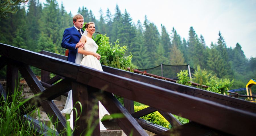 Wedding ceremony in the Carpathians