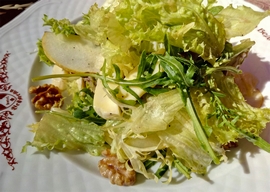 Pear and Brie cheese salad